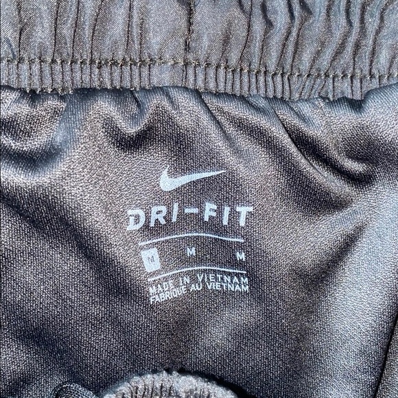 Nike Dri-fit shorts. - Picture 3 of 3